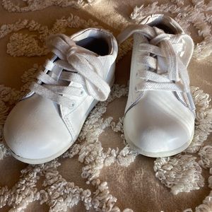 White Patent Leather Stride Rite Shoes for Boys 4m